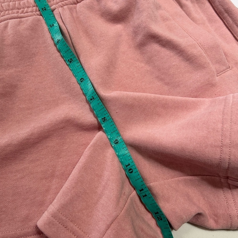 Yogalicious Mauve Athletic Shorts XS - Picture 8 of 9